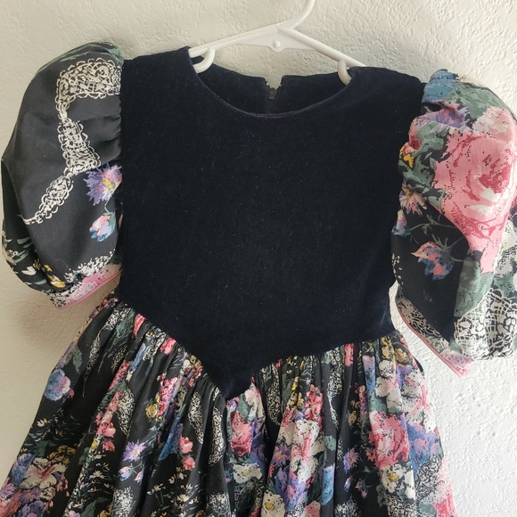 Vintage Daisy Kingdom Dress - Picture 10 of 11